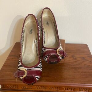 Red Zebra Striped Peep Toes 8.5